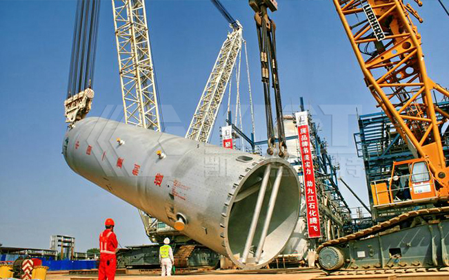 同步提升液压系统用于石化压力容器、丙烯塔同步提升安装