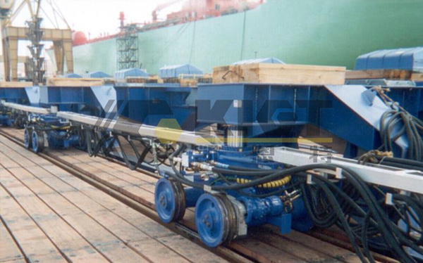 智能重载移运小车用于船体整体搬运