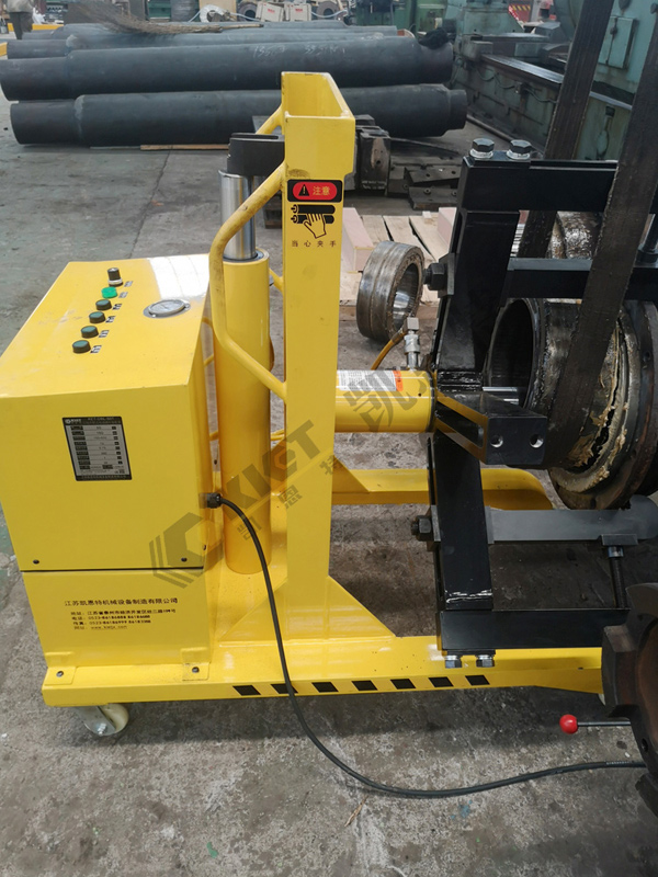 自动升降式电动液压拔轮器用于轧辊轴承拆卸