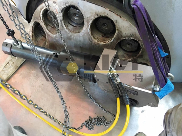 驱动式液压扭矩扳手用于水力发电厂水轮机叶片螺母紧固
