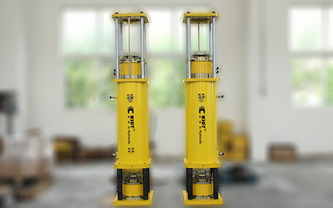 钢绞线液压千斤顶：KET-TSD-200T-500